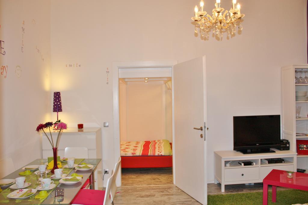 Govienna - City Center Apartments Room photo
